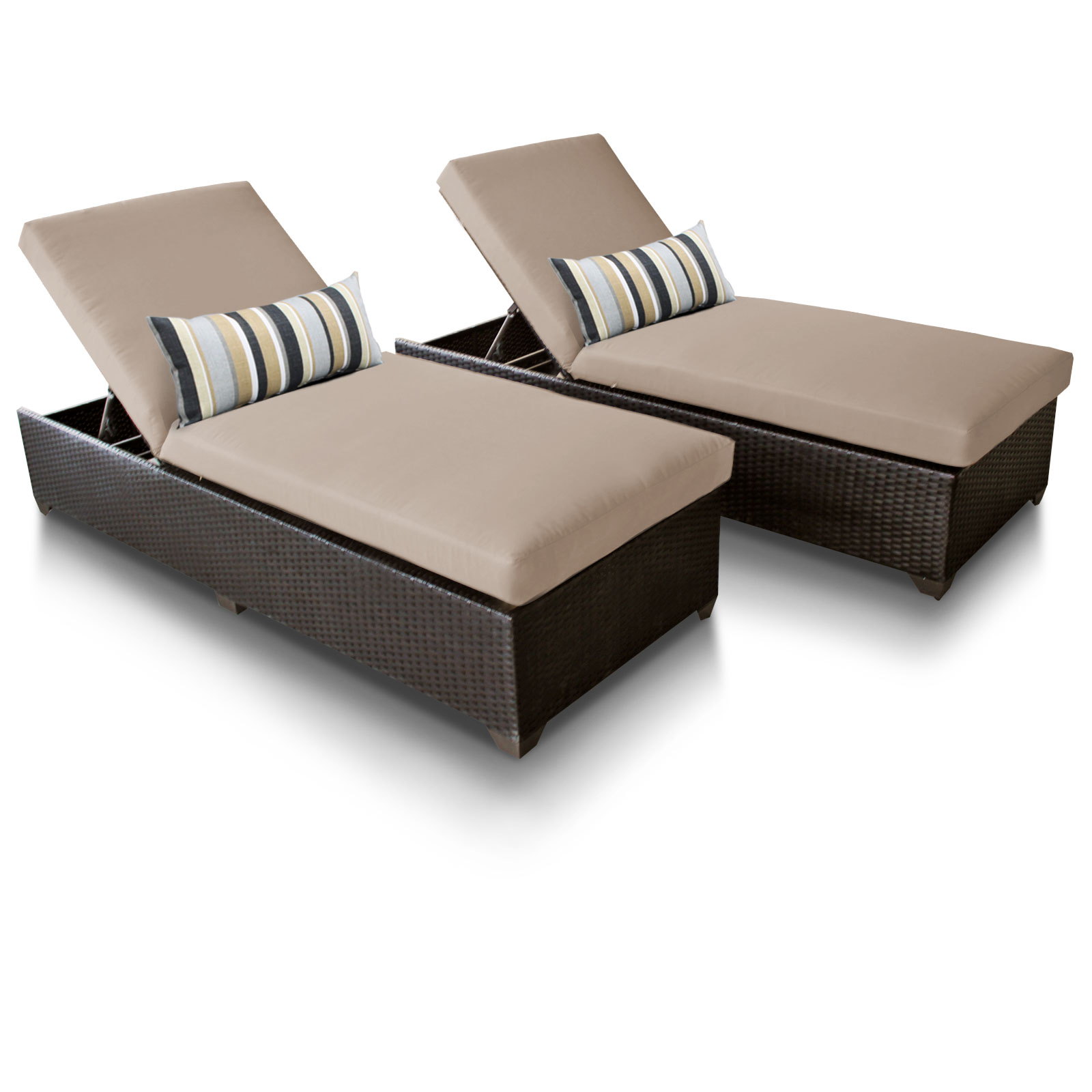 Classic Chaise Set of 2 Outdoor Wicker Patio Furniture